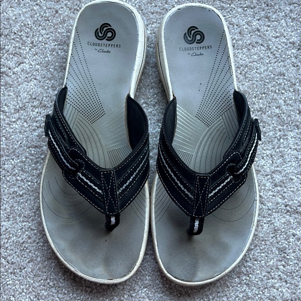 Clarks Black and White Sandals with Thong Design